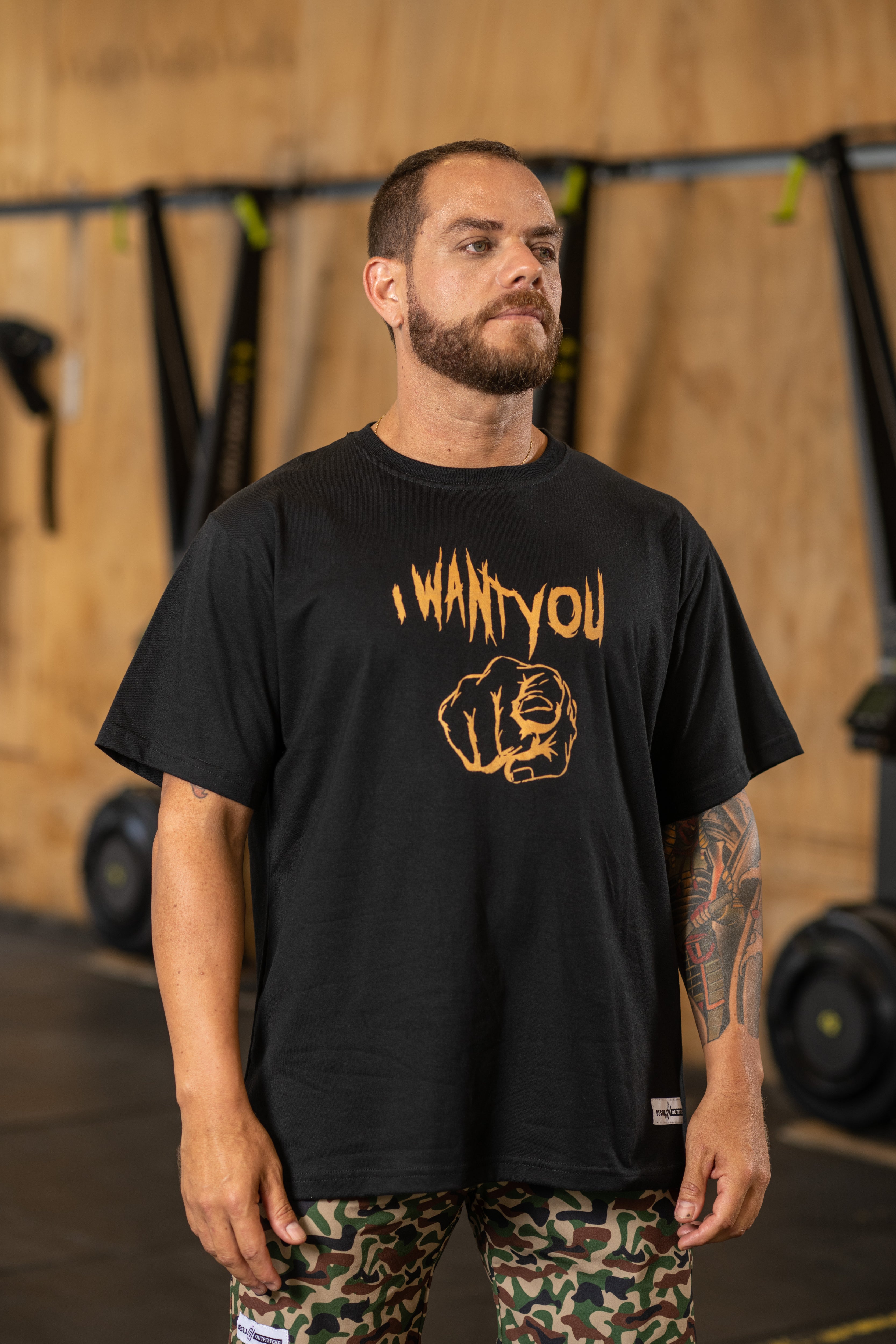 Polera Deportiva Hombre Negra I Want You - Bestia Outfitters