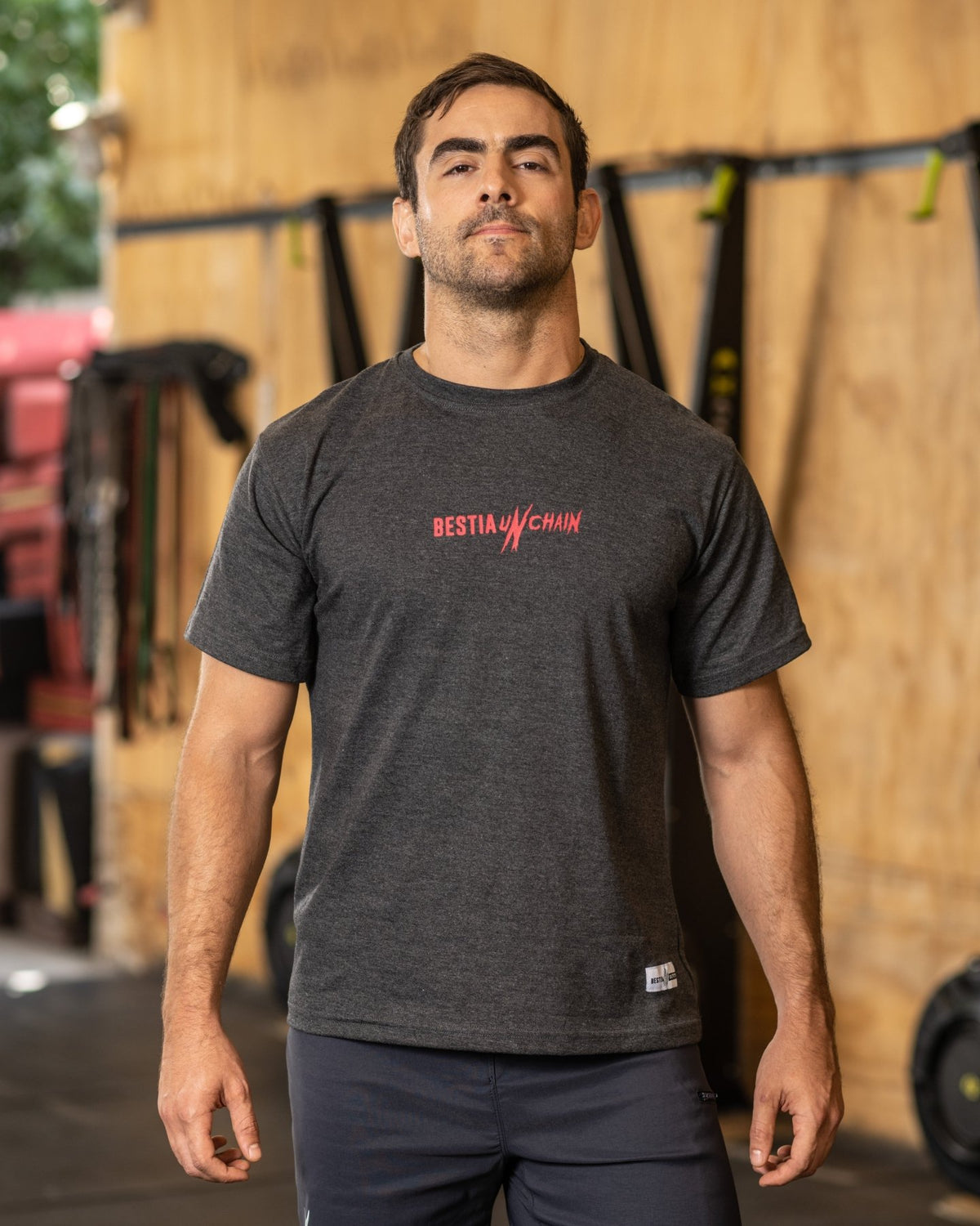 Polera Deportiva Hombre Gris Marengo - Bestia Outfitters