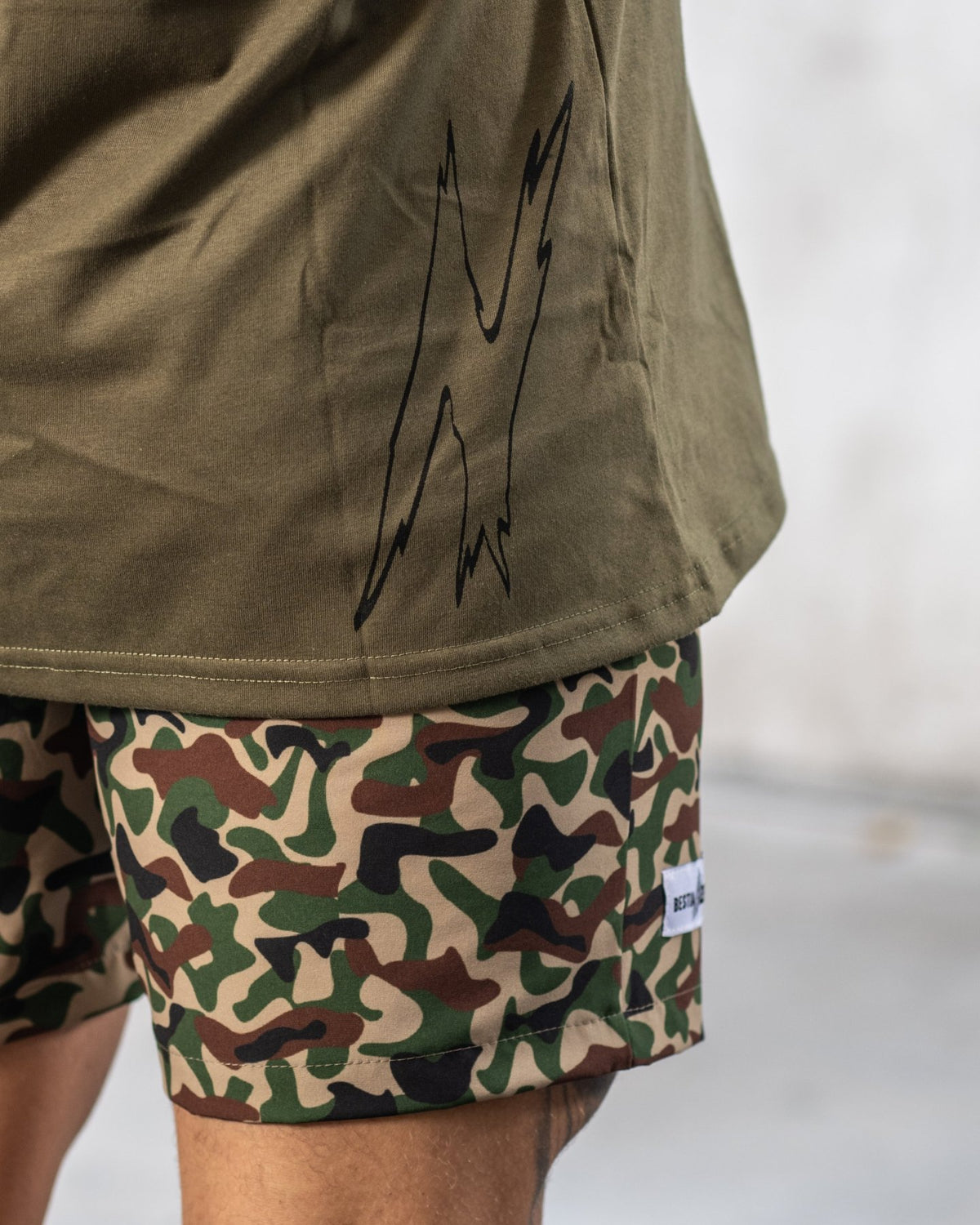 Polera Deportiva Hombre Manga 3/4 Verde Olivo - Bestia Outfitters