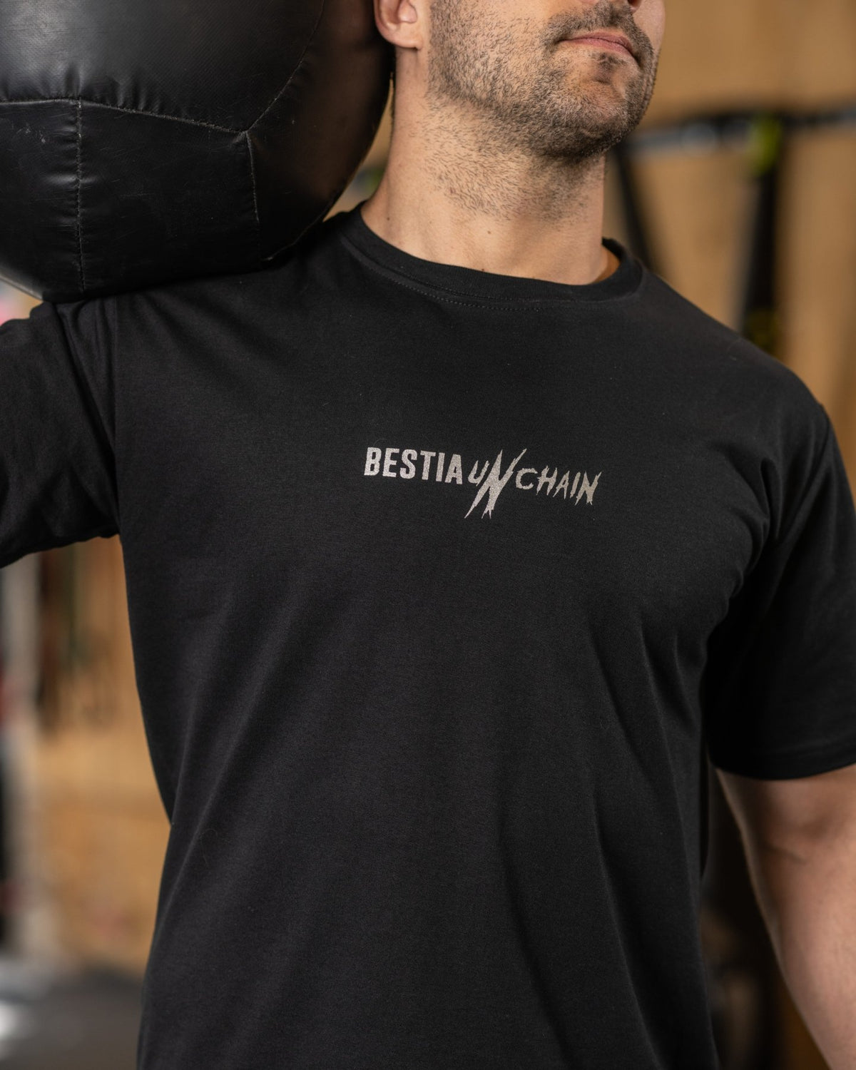 Polera Deportiva Hombre Negra - Bestia Outfitters