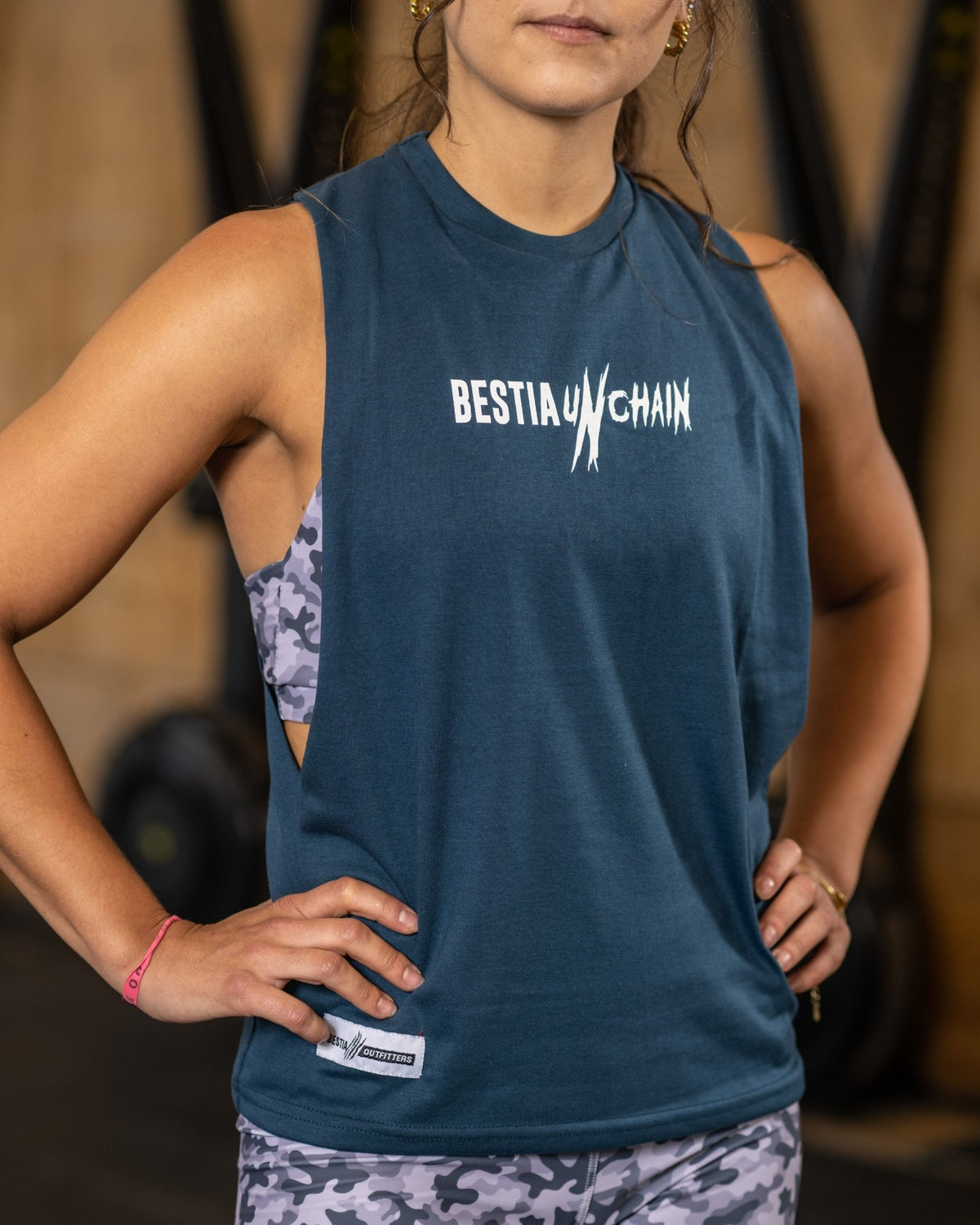 Polera Tank Mujer Petroleo - Bestia Outfitters