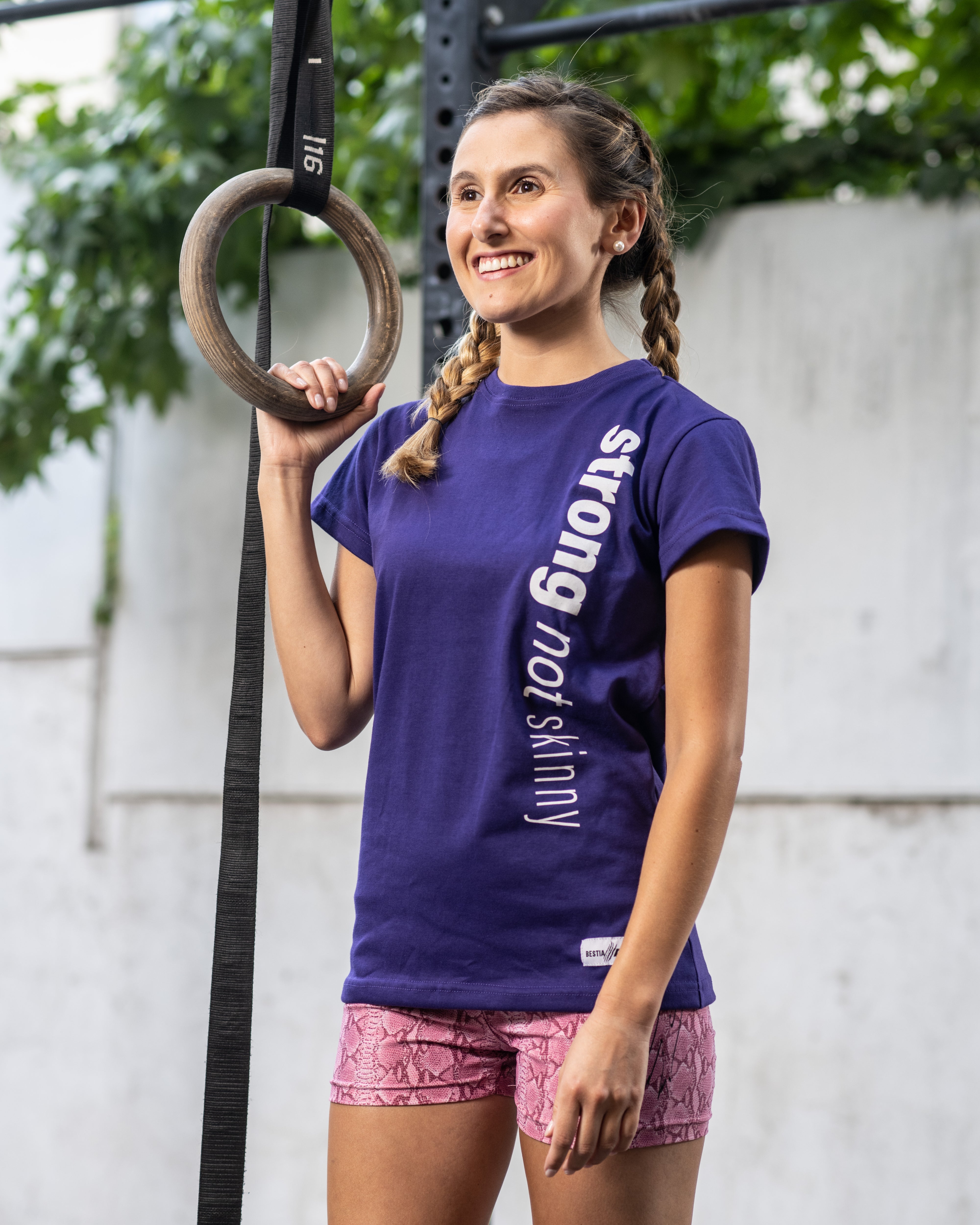 Polera Deportiva Mujer Morada - Bestia Outfitters