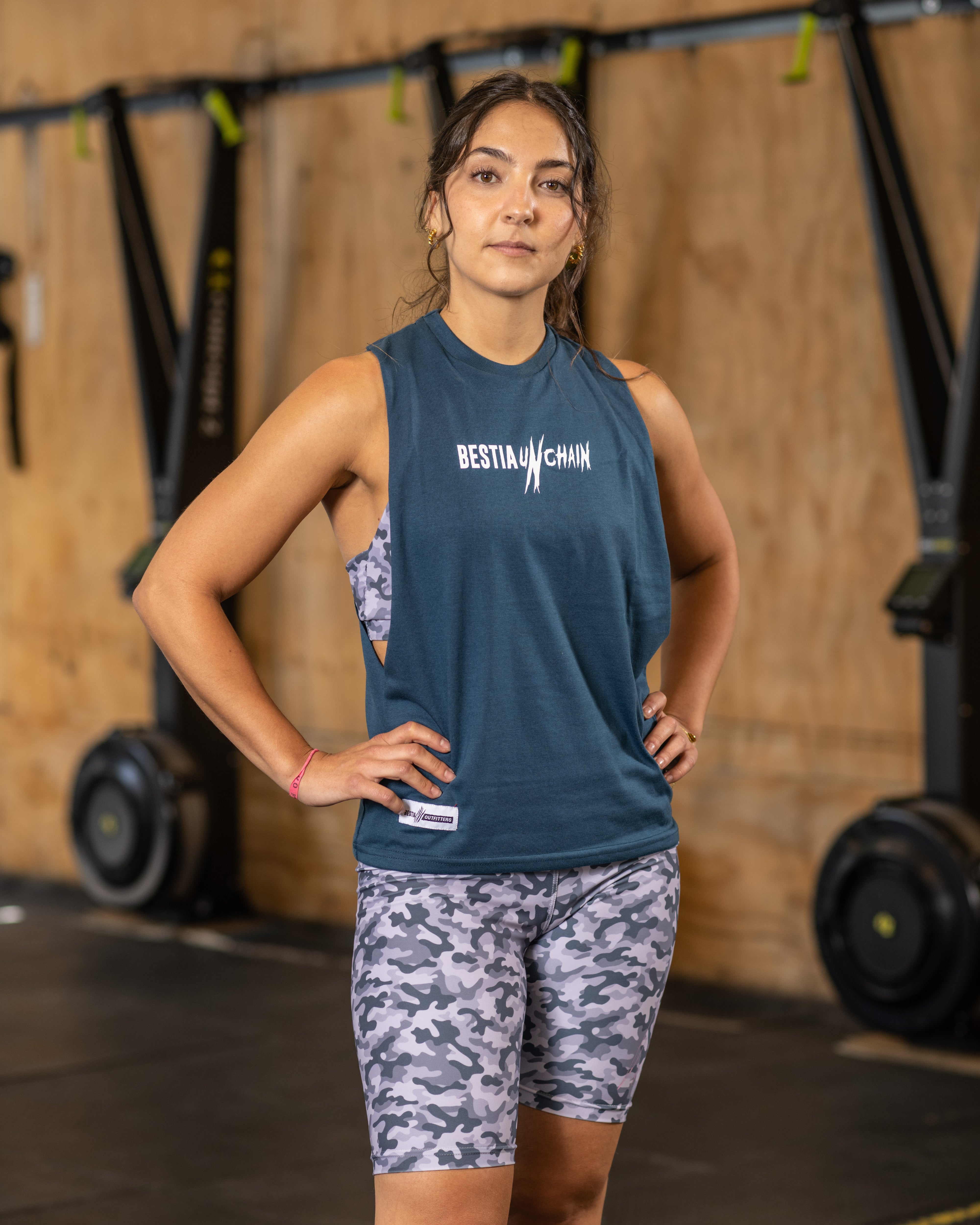 Polera Tank Mujer Petroleo - Bestia Outfitters