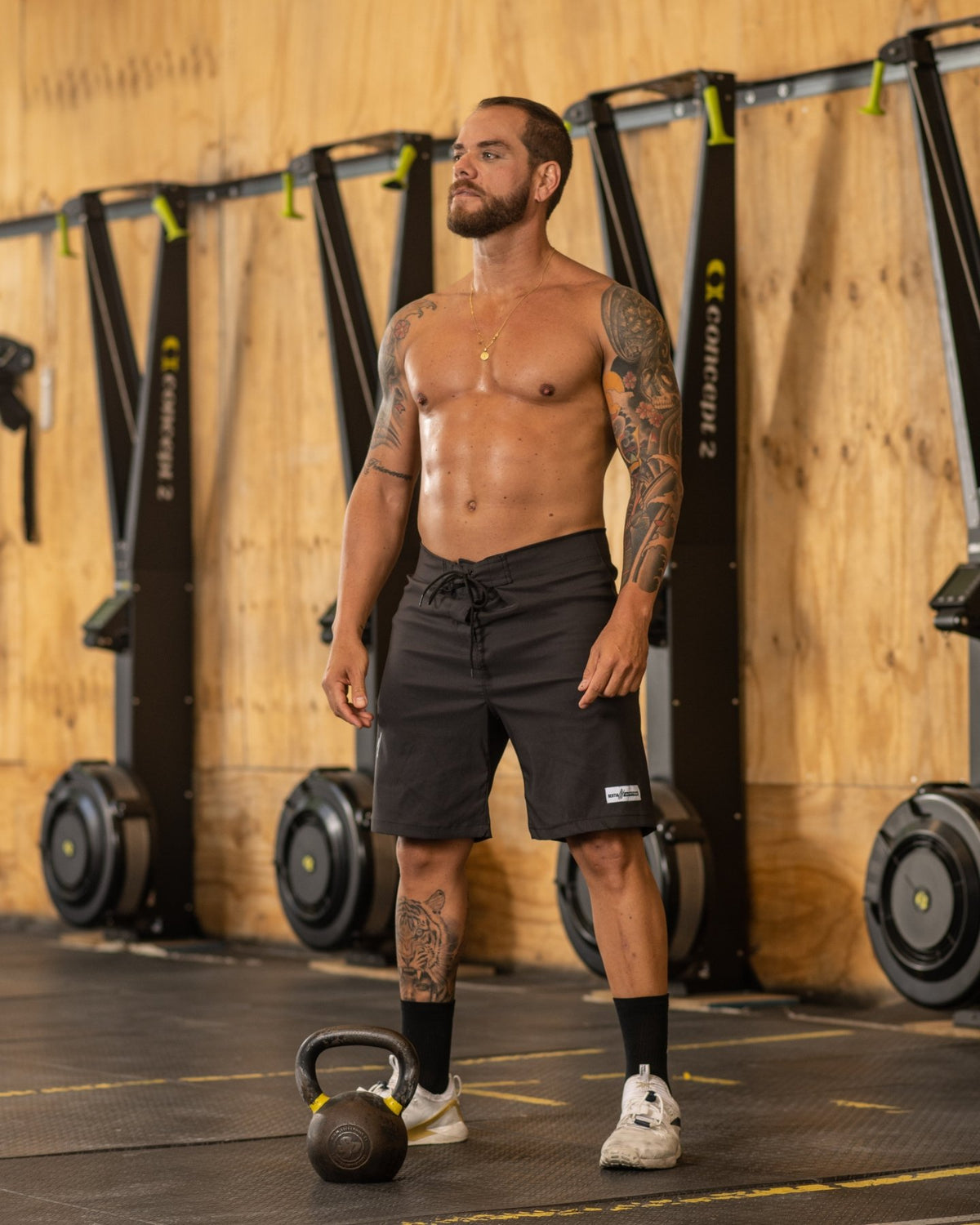 Short Deportivo Hombre Negro - Bestia Outfitters